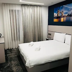 Grand Hotel