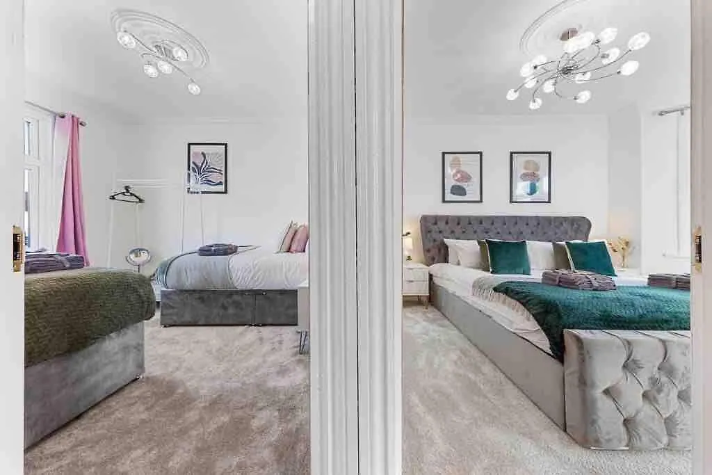Casa vacanze Villa Sleeps 10, Cinema Tv , 2 Baths, 10 Mins To Stratford Ilford